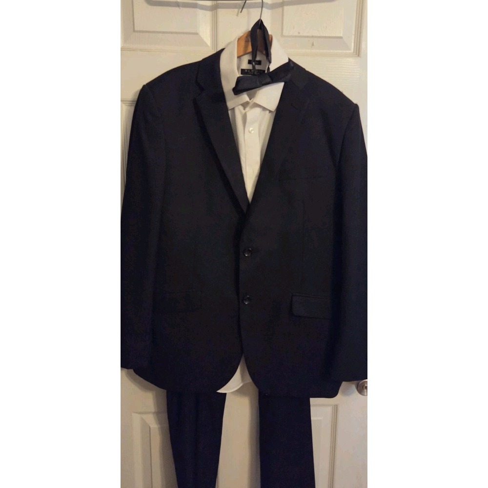 Men's Black Slim Fit Suit 42R 36 Waist Marquis Shirt Bow Tie Formal 4 Piece Set